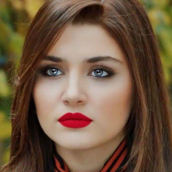 Meet your Posher, Sonia - Picture 1 of 1